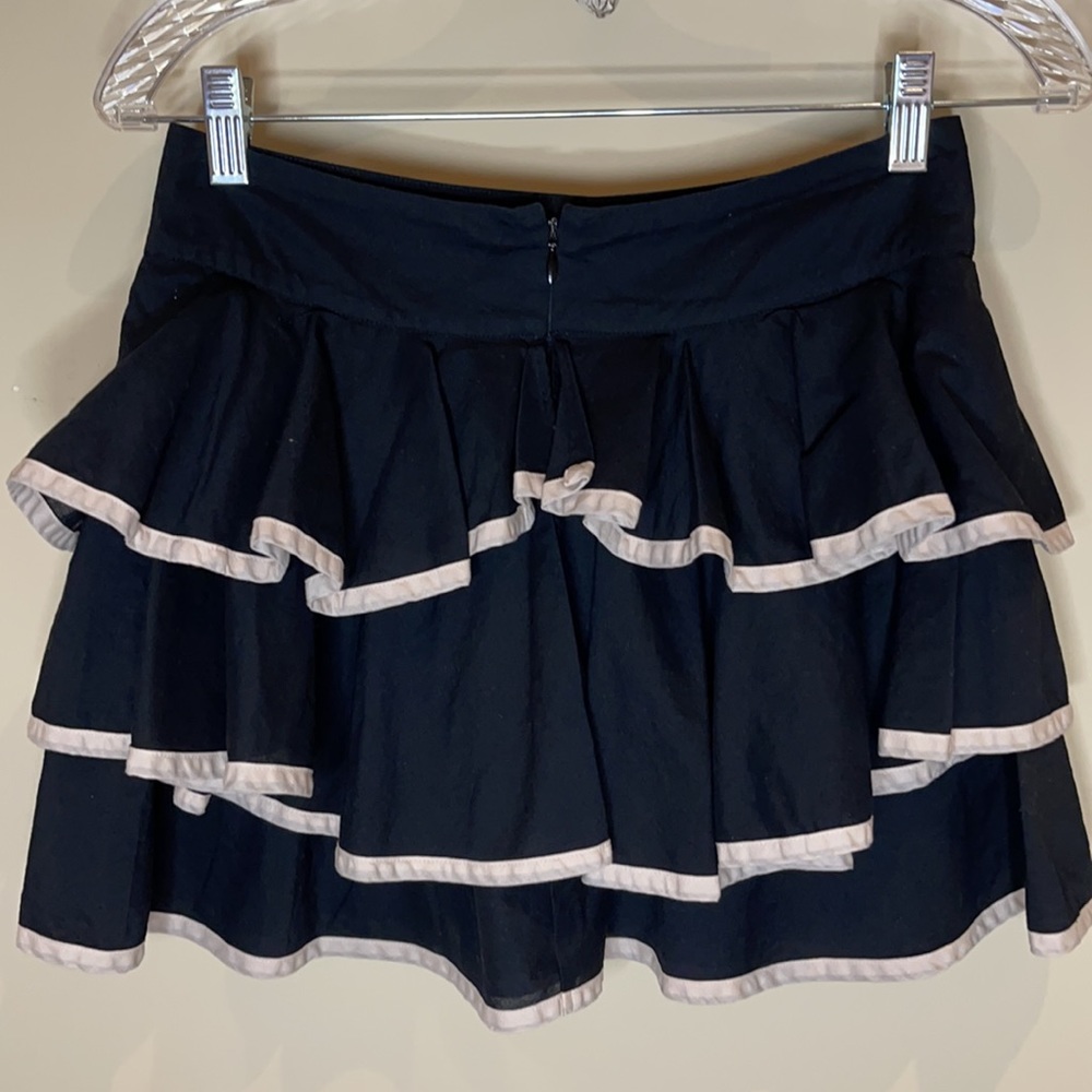 GO International Ruffle Short Skirt R-13 - Picture 5 of 7